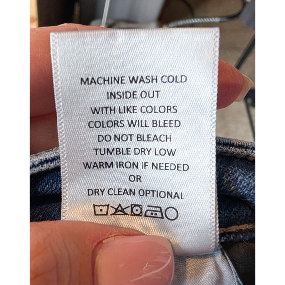 Flying Monkey Womens High Rise Destructed Hem Crop Straight Medium Rinse Jean 30 - Picture 6 of 8